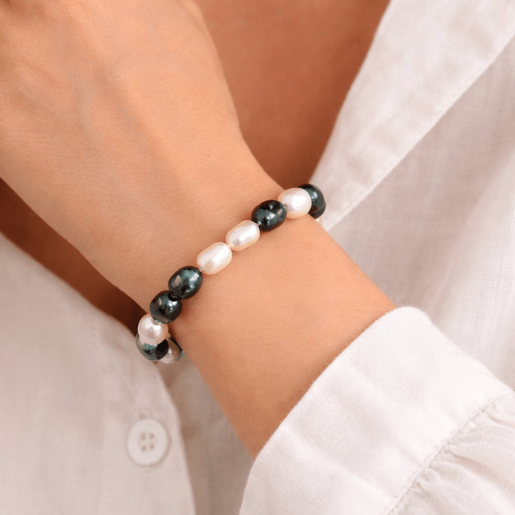 Luxury Black and White Baroque Stretch Bracelet, Elegant Gift
